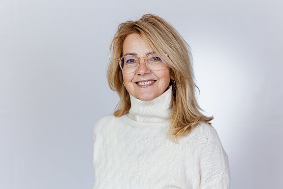 Portraitaufnahme Gaby Bender