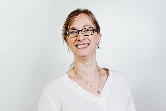 Portraitaufnahme Dr. med. Melanie Schichl