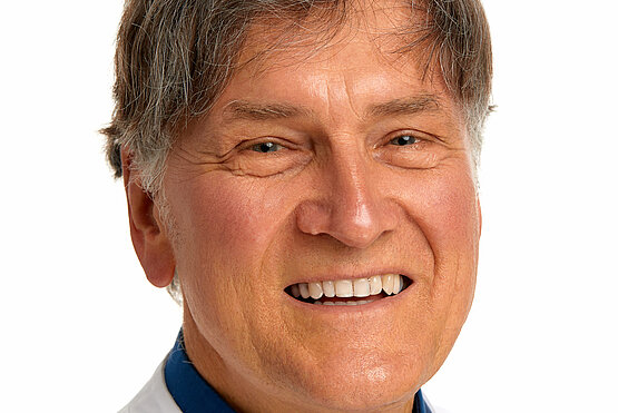 Portraitaufnahme Dr. med. Otto Laakmann